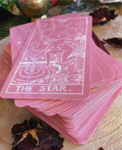 v's moon tarot readings